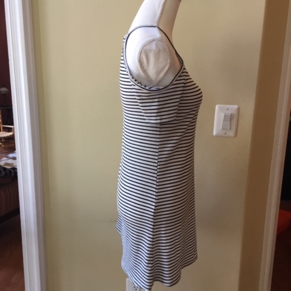 H & M Divided Striped Cold Shoulder Shift Dress - Picture 3 of 5